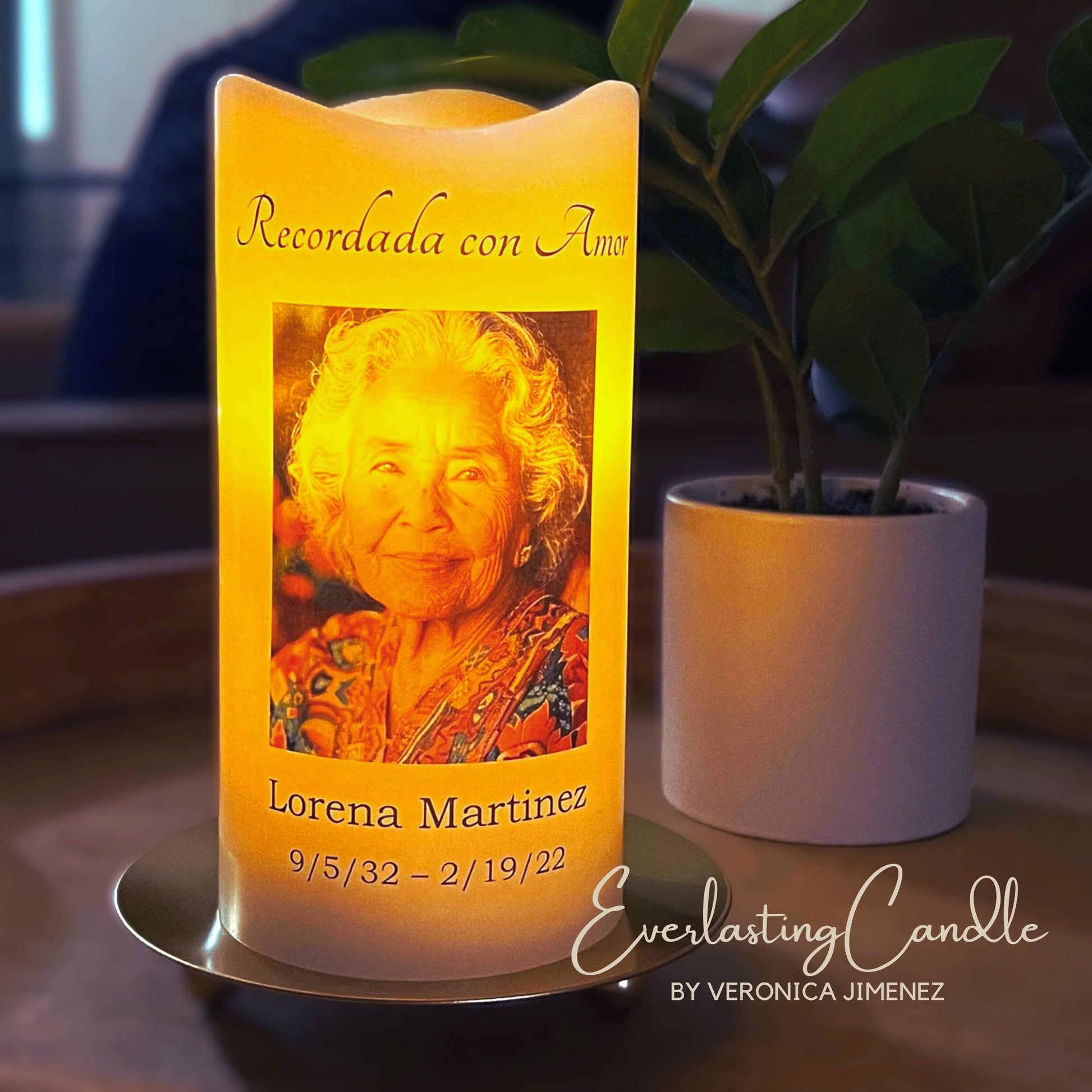 Spanish personalized memorial candle with photo, recordada con amor, custom sympathy gift